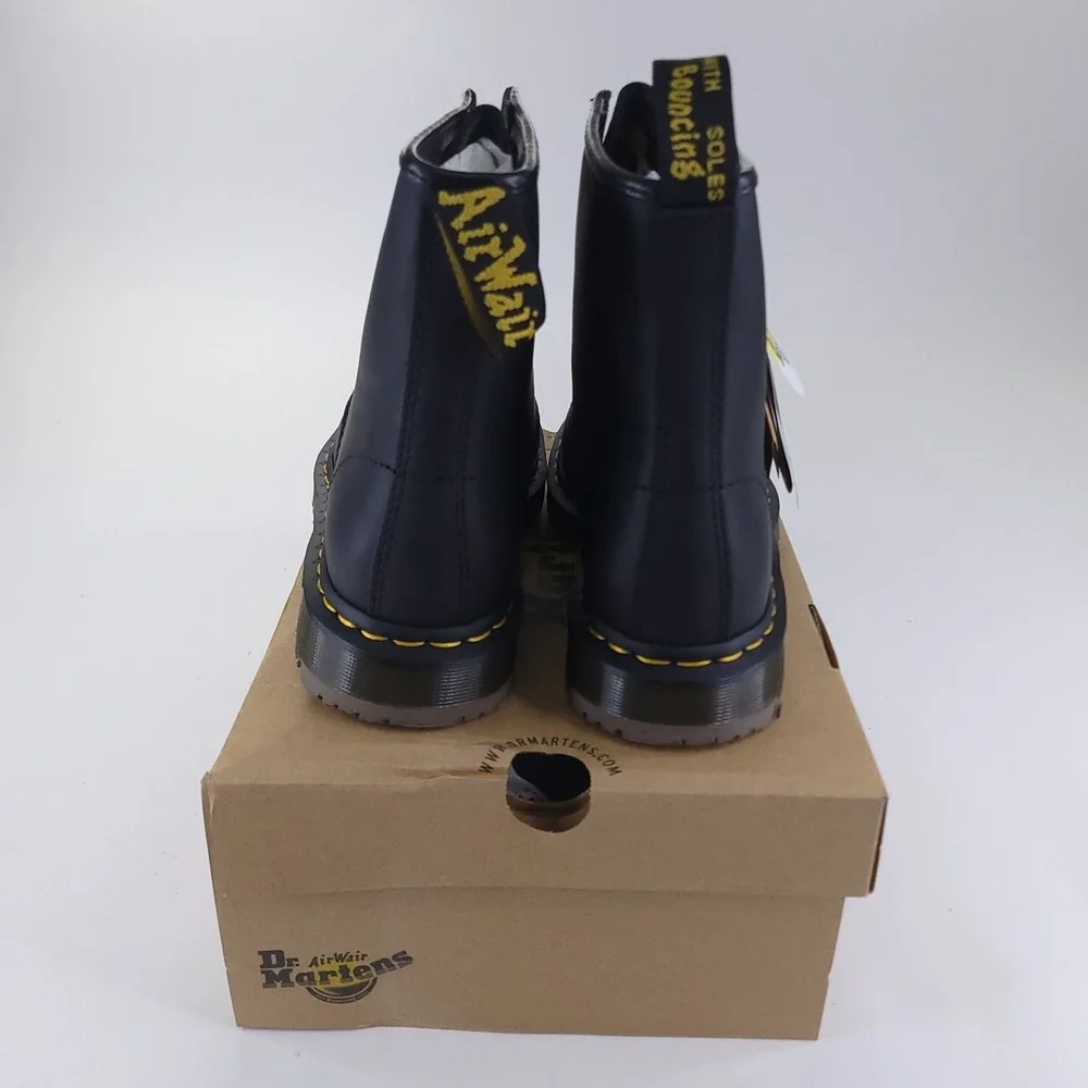 Dr. Martens Work Boots Mens 8 Womens 9 Black  1460 SR Slip Resistant Leather NIB